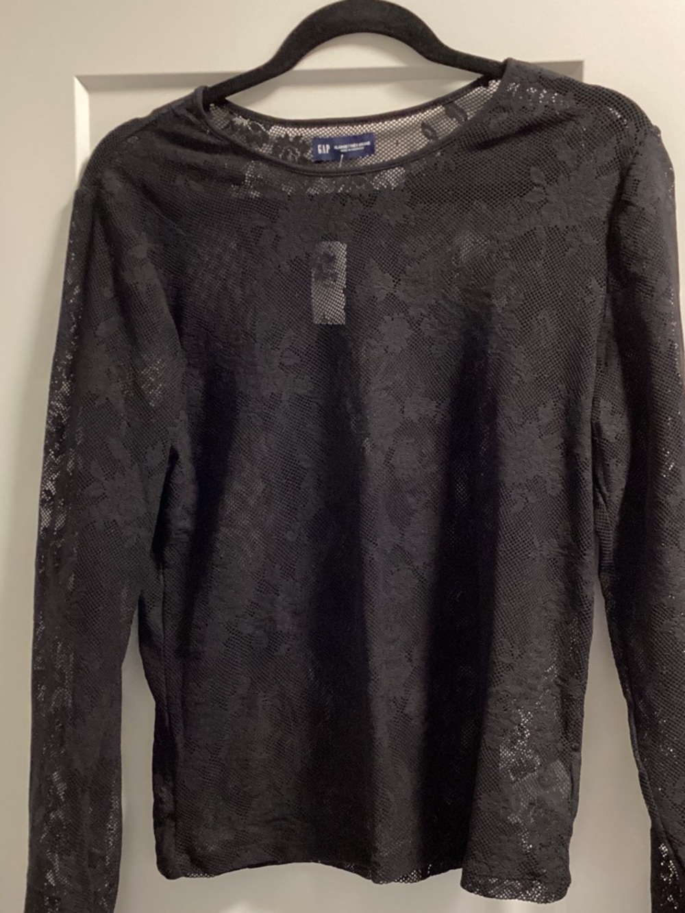 BNWT GAP Black Lace Longsleeve Tee Size XL
